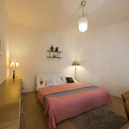 Eurowings Hotel Прага Екстериор снимка