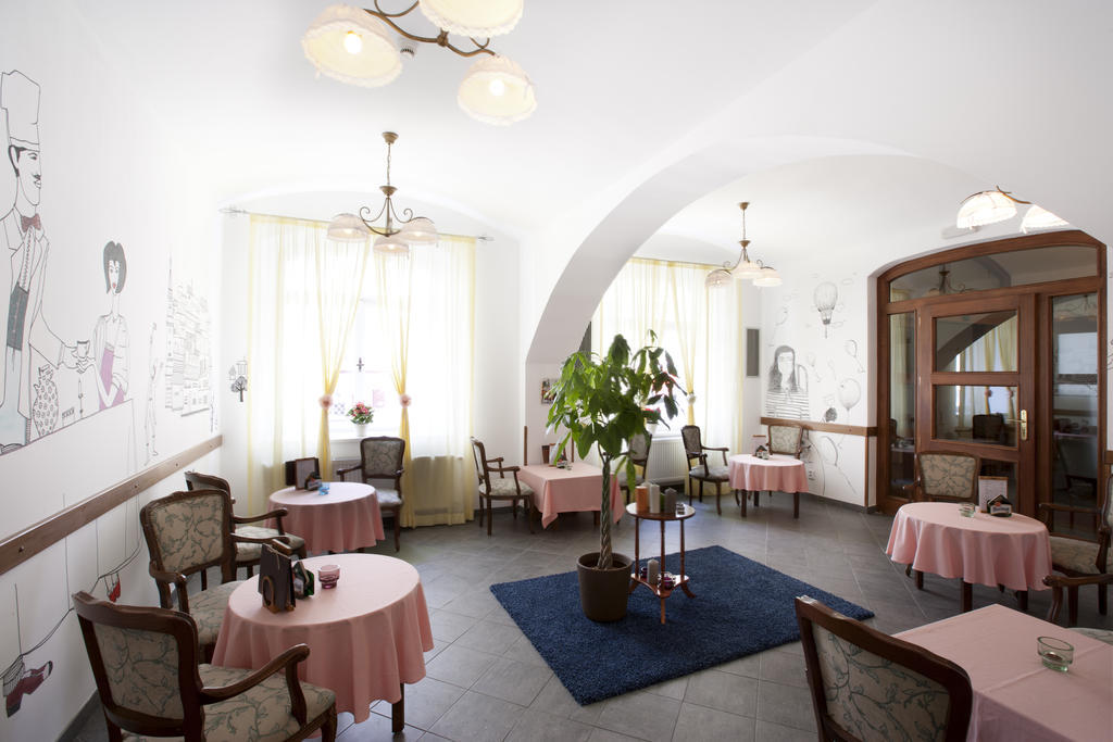 Eurowings Hotel Прага Екстериор снимка
